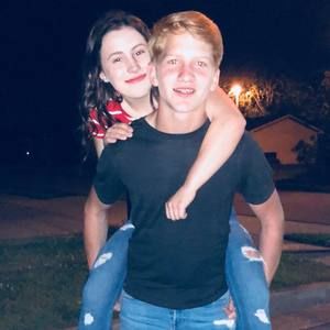 Meet your Posher, Sydney